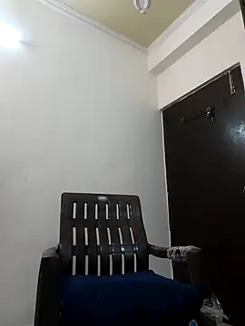 Snapshot of Archi-07 chatting on February 2025 04:37:01 AM Archi-07 online show from February 2025 04:37:01 AM