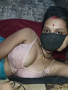 Hoty girl 143 online show from May 2026 01:14:02 AM