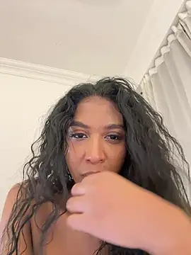 IamCrystal2 online show from May 2026 12:51:02 AM