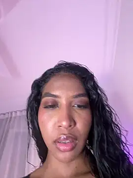 IamCrystal2 online show from May 2026 08:48:02 PM