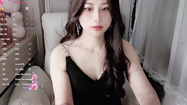 Blossom-666 online show from January 2025 09:01:02 PM