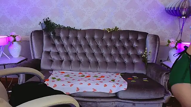 Roxy Rayy online show from September 2025 06:09:01 PM