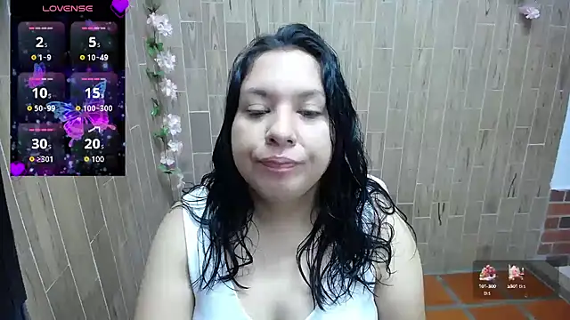 solyeria online show from February 2025 03:41:02 PM