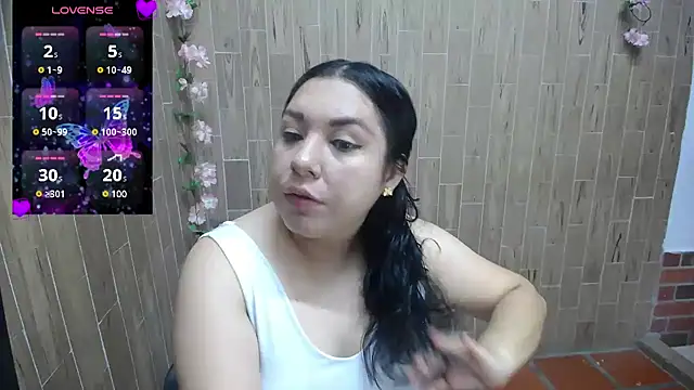 solyeria online show from March 2025 05:00:02 PM