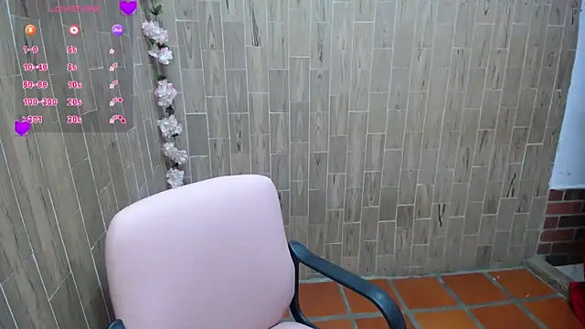 solyeria online show from September 2025 01:05:02 AM