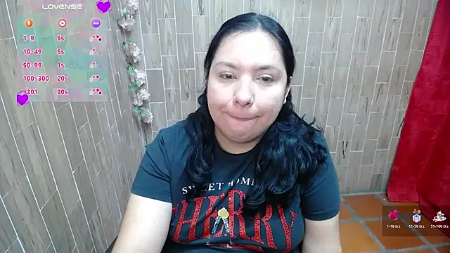 solyeria online show from February 2026 02:34:02 AM