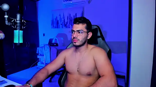 BrunoD31 online show from October 2025 04:02:02 AM