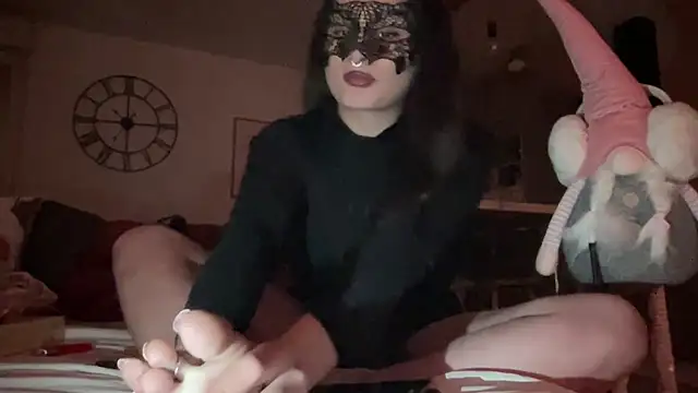 Snapshot of DominaCat75 chatting on December 2024 09:45:01 PM DominaCat75 online show from December 2024 09:45:01 PM