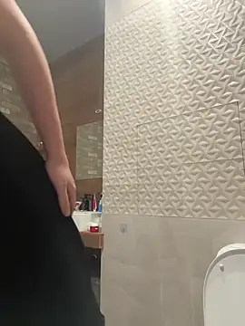 Snapshot of LanaShockk chatting on January 2025 08:04:01 AM LanaShockk online show from January 2025 08:04:01 AM