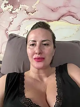 Snapshot of LanaShockk chatting on January 2025 05:12:02 AM LanaShockk online show from January 2025 05:12:02 AM