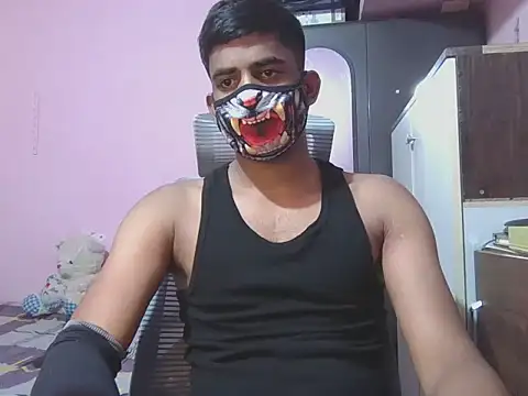 KissesBoyAD online show from October 2025 03:18:01 PM