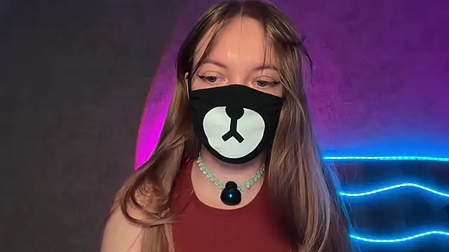 Snapshot of Your_Little_Bear chatting on May 2026 03:13:02 AM Your Little Bear online show from May 2026 03:13:02 AM