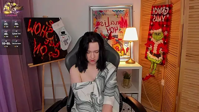 fiamoory online show from December 2024 07:29:02 AM