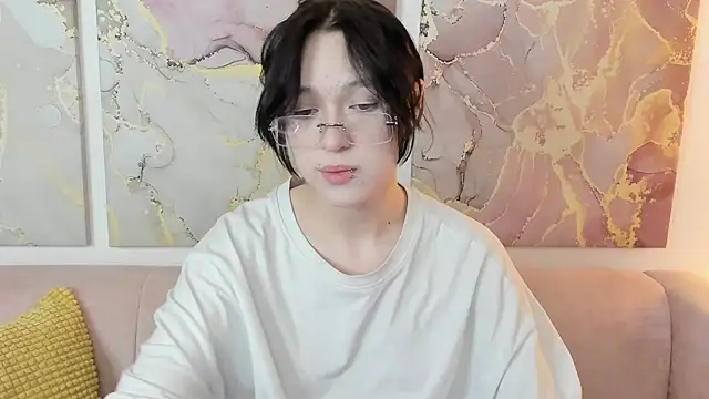 fiamoory online show from March 2026 04:07:02 AM