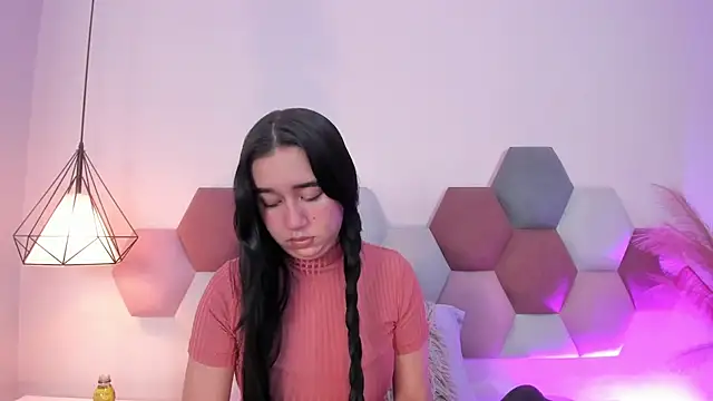 LaraGoldd online show from February 2026 12:37:02 AM