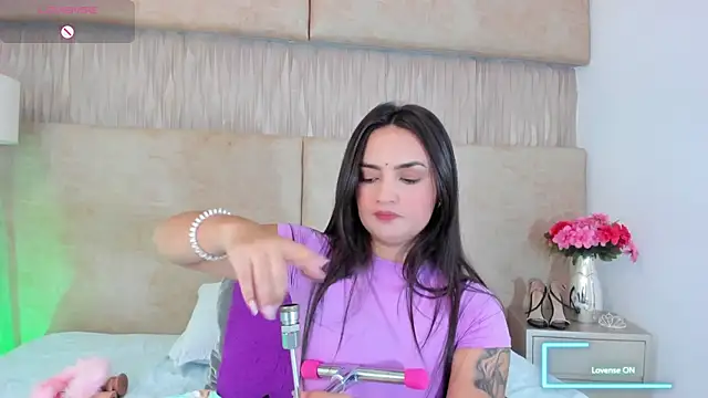 anany   online show from October 2025 12:02:02 PM