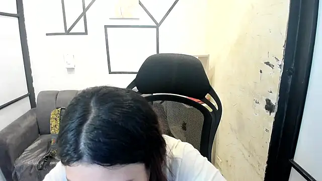 Snapshot of JulietaKane chatting on September 2025 03:39:02 AM JulietaKane online show from September 2025 03:39:02 AM