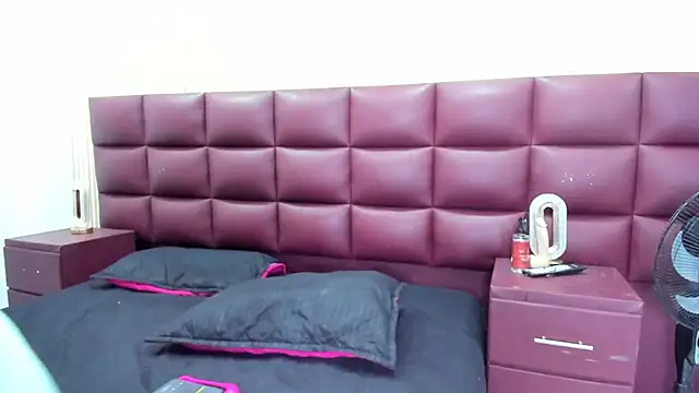 JulietaKane online show from November 2025 05:28:02 AM