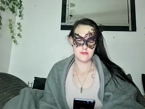 LexiSnowUK online show from January 2025 09:32:01 AM