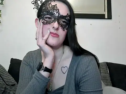 LexiSnowUK online show from January 2025 07:24:01 PM