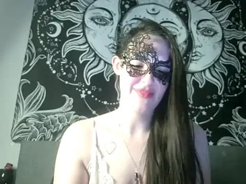 LexiSnowUK online show from February 2025 07:17:02 PM