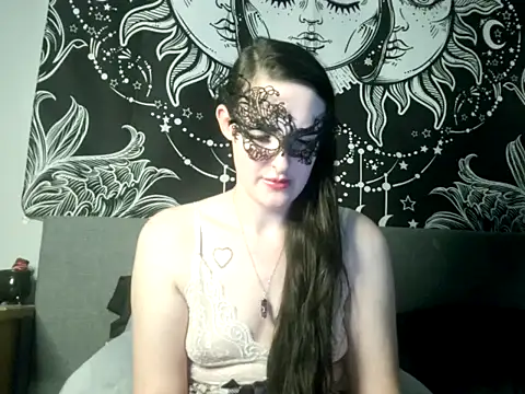 LexiSnowUK online show from February 2025 10:19:02 PM