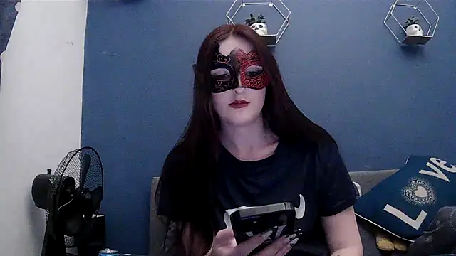 LexiSnowUK online show from April 2026 08:28:02 PM