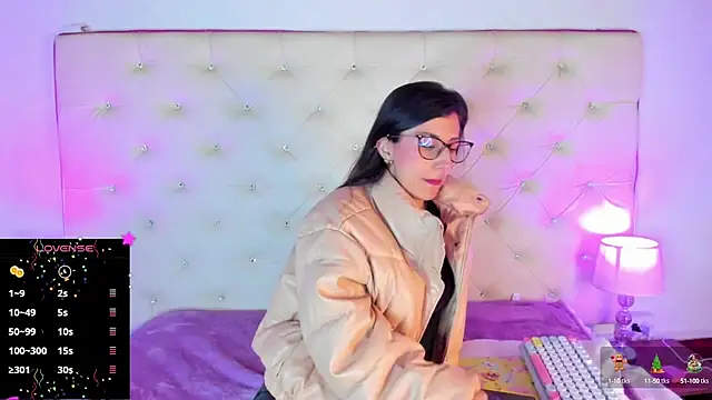  jade white  online show from December 2024 12:06:01 PM