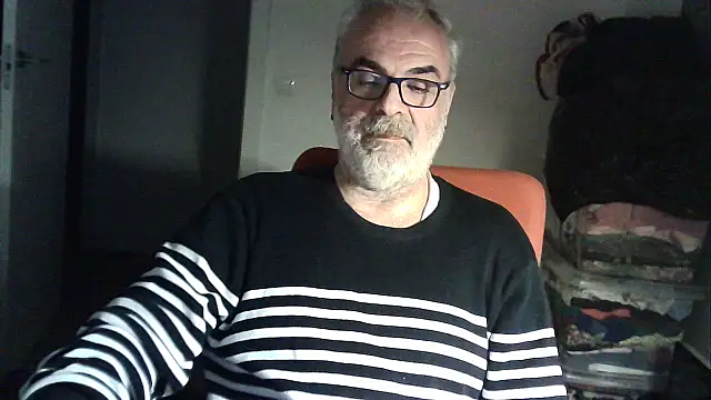 Snapshot of Satiro_Sevilla chatting on January 2025 07:37:01 PM Satiro Sevilla online show from January 2025 07:37:01 PM