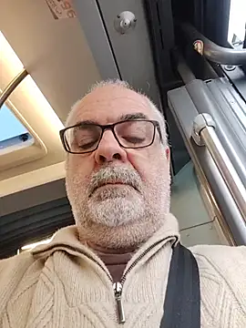 Satiro Sevilla online show from December 2025 03:50:02 PM