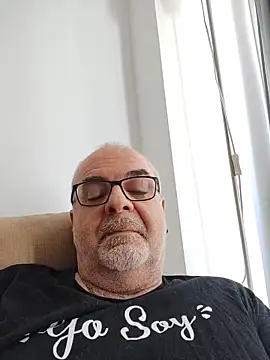 Satiro Sevilla online show from March 2026 10:41:01 AM