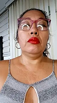 anniecoopeer online show from January 2025 03:46:01 PM