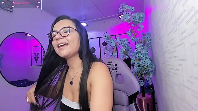 Tiara rr online show from January 2026 03:33:01 AM