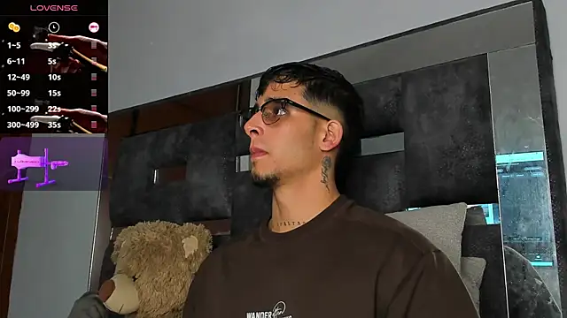 iamcamiloo  online show from October 2025 11:36:01 AM