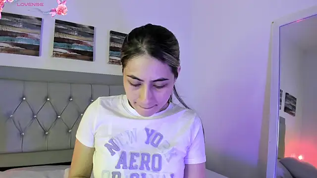 samanthasweeth online show from January 2025 01:52:01 PM