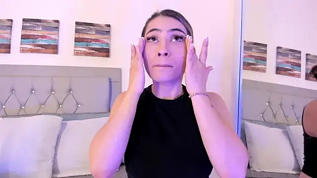 samanthasweeth online show from January 2025 01:53:02 PM