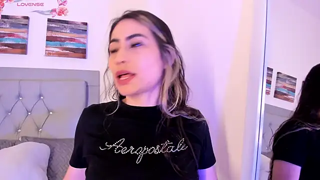 samanthasweeth online show from February 2025 05:49:02 PM