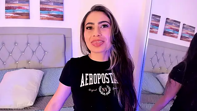 samanthasweeth online show from March 2025 07:17:02 PM