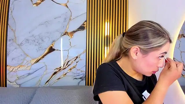 samanthasweeth online show from September 2025 07:41:01 PM