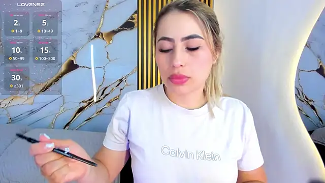 samanthasweeth online show from October 2025 07:13:01 PM