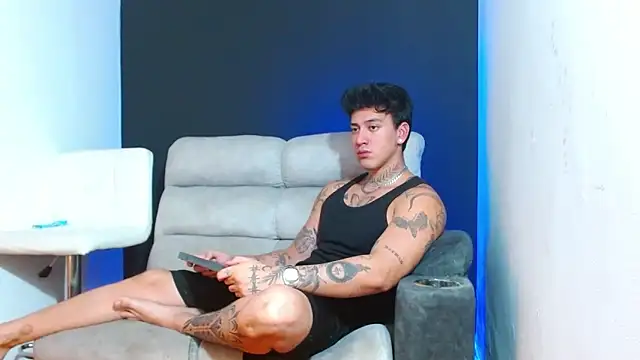 JUSTIN FULLER1 online show from February 2026 09:13:02 PM