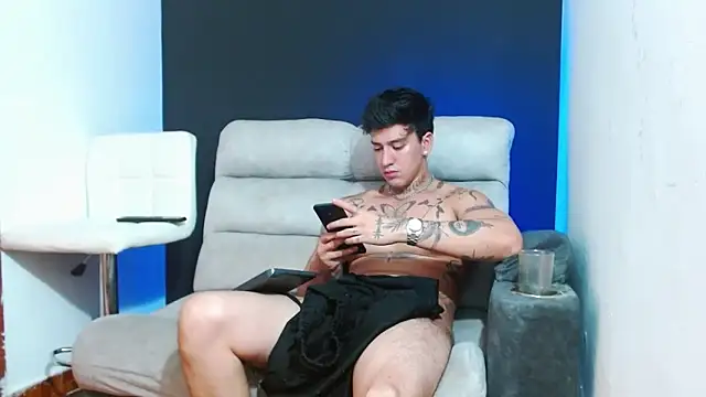 JUSTIN FULLER1 online show from March 2026 05:45:01 AM