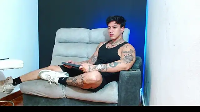 Snapshot of JUSTIN_FULLER1 chatting on June 2026 08:54:01 PM JUSTIN FULLER1 online show from June 2026 08:54:01 PM