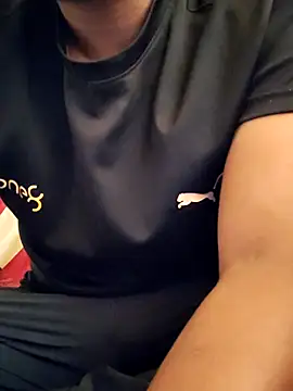 MrNick74 online show from October 2025 05:16:02 AM