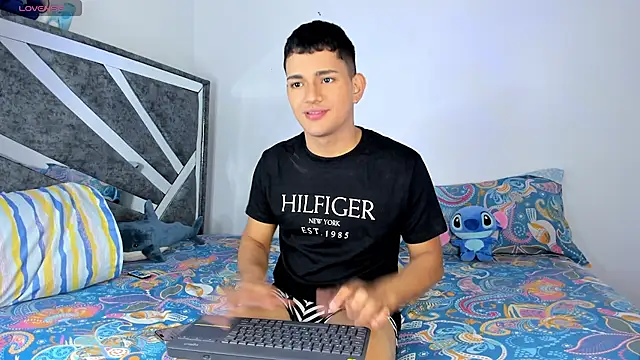 ander deimond  online show from February 2025 05:36:01 PM