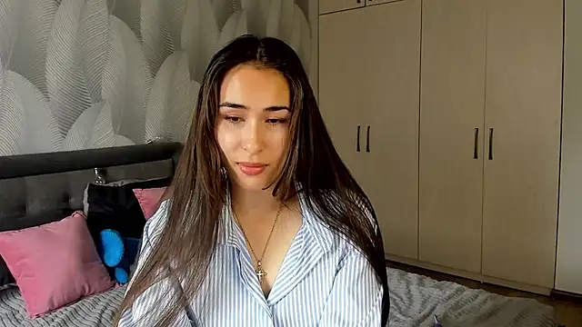 Bambiii bby online show from September 2025 04:01:02 AM