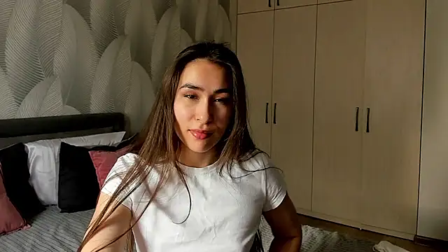 Bambiii bby online show from April 2026 02:14:01 AM