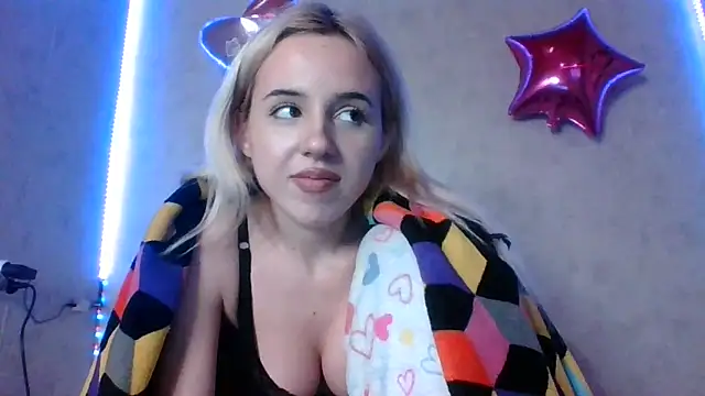 Puregirlaa online show from March 2025 12:34:01 PM