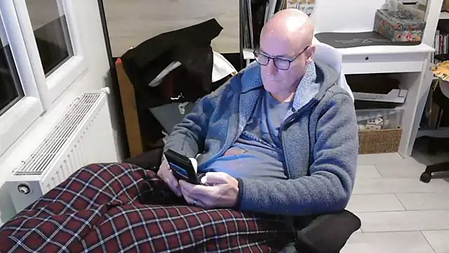 bogland33 online show from February 2025 09:16:02 PM