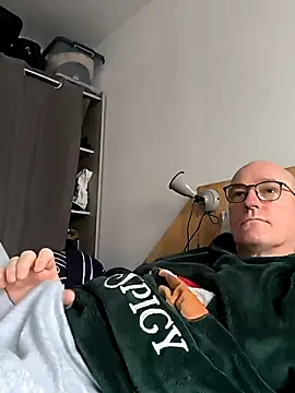 bogland33 online show from February 2025 01:57:01 PM